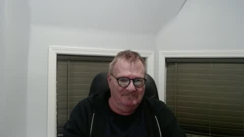 oldguybigd online show from December 19, 5:15 am