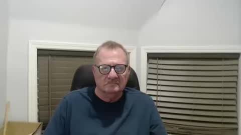 oldguybigd online show from October 15, 1:24 am