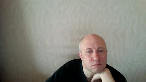 figaro online show from March 1, 7:30 am