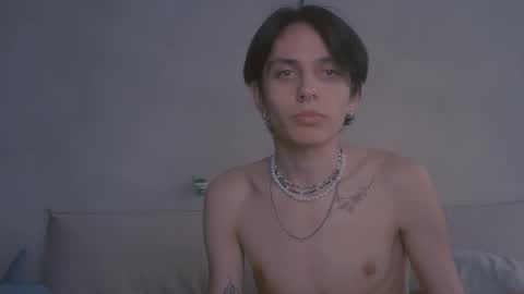 Snapshot of oli_vers chatting on September 11, 3:44 pm Oliver online show from September 11, 3:44 pm