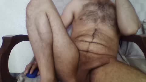 oliver53952925 online show from April 19, 12:26 pm