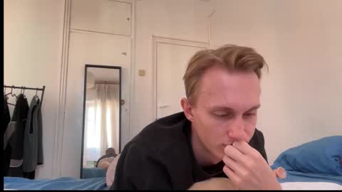 Oliver and Thomas online show from October 18, 10:31 am