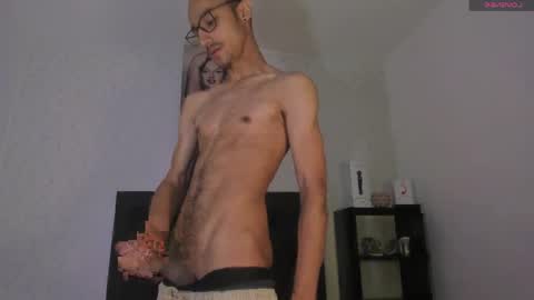 oliver_goldberg online show from April 18, 2:29 pm