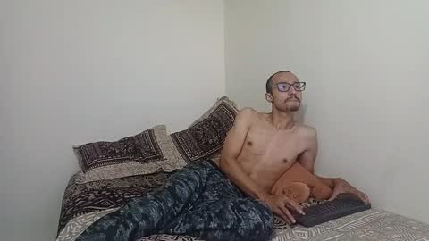 oliver_goldberg online show from April 26, 5:05 am