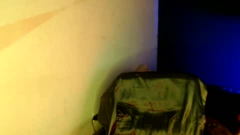 Snapshot of oliver_laid_2023 chatting on January 18, 5:48 pm oliver_laid_2023 online show from January 18, 5:48 pm