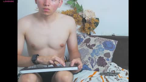 oliver online show from December 1, 10:24 pm