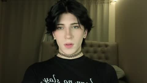 oliver online show from April 18, 7:58 pm