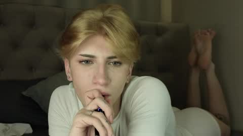 oliver online show from April 23, 4:53 pm