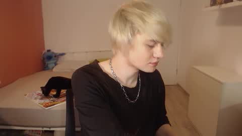 Oliver online show from October 18, 2:16 am