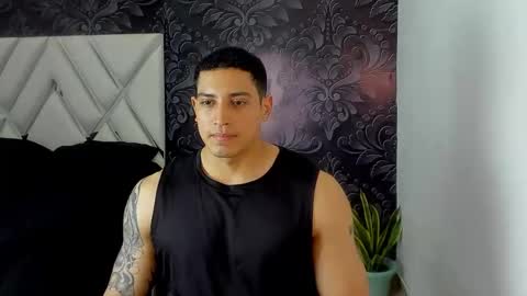 Snapshot of oliver_time chatting on September 10, 8:29 pm OLIVER online show from September 10, 8:29 pm