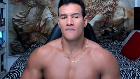 Snapshot of oliver_tommy chatting on October 16, 3:20 pm oliver_tommy online show from October 16, 3:20 pm