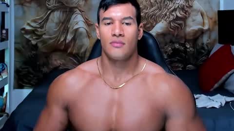 Snapshot of oliver_tommy chatting on October 21, 4:21 pm oliver_tommy online show from October 21, 4:21 pm