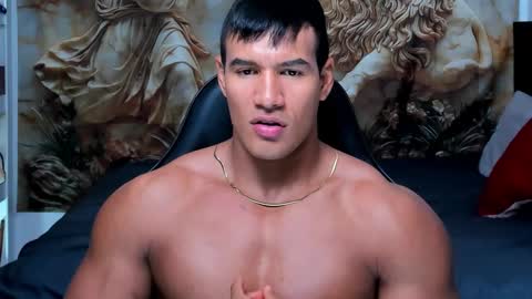 Snapshot of oliver_tommy chatting on October 19, 4:10 pm oliver_tommy online show from October 19, 4:10 pm