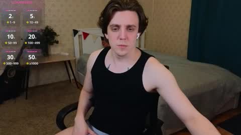 Oliver Evans online show from March 27, 3:21 am