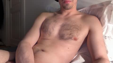 oliverbisbis1 online show from March 27, 11:49 pm