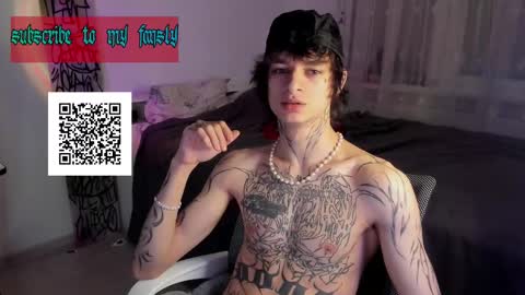 Snapshot of oliverrgroove chatting on March 10, 4:14 pm oliverrgroove online show from March 10, 4:14 pm