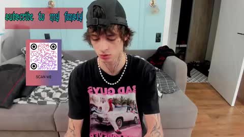 Snapshot of oliverrgroove chatting on February 13, 4:17 pm oliverrgroove online show from February 13, 4:17 pm