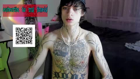 Snapshot of oliverrgroove chatting on March 9, 4:33 pm oliverrgroove online show from March 9, 4:33 pm