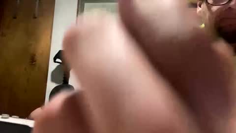 oliversunley22 online show from April 5, 3:52 pm