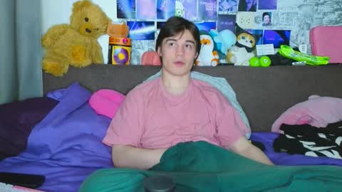 Snapshot of ololkd chatting on October 23, 9:40 pm Tony online show from October 23, 9:40 pm