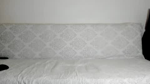 Snapshot of omar_xoxo chatting on September 28, 8:40 pm Omar online show from September 28, 8:40 pm