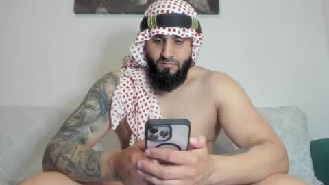 Omar online show from May 10, 9:16 pm