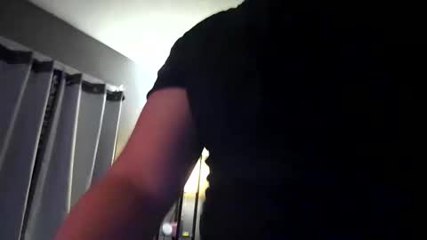 ometv3232002600395 online show from June 1, 10:30 am