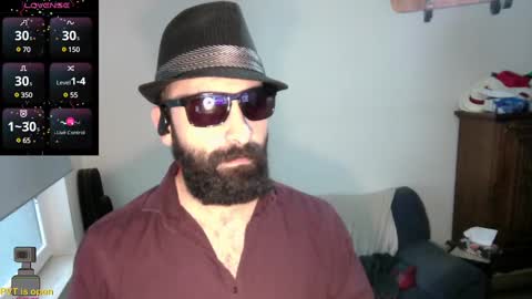 ona nisme online show from January 1, 2:20 pm