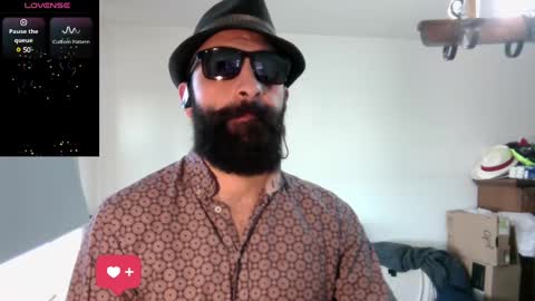 ona nisme online show from March 8, 12:39 pm