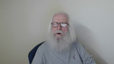 Somewhere over the rainbow online show from May 21, 7:15 am