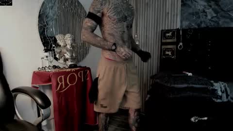 Snapshot of onceagain97_ chatting on October 16, 8:17 pm ... online show from October 16, 8:17 pm