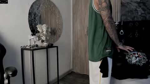 Snapshot of onceagain97_ chatting on October 29, 8:12 pm ... online show from October 29, 8:12 pm