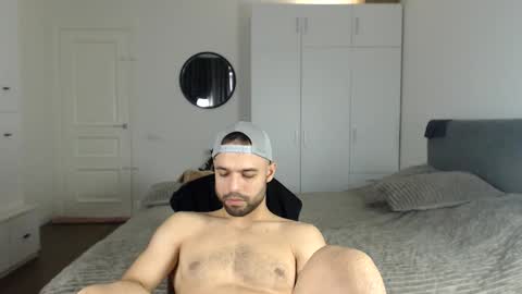 Snapshot of onebestlover chatting on October 20, 11:14 am onebestlover online show from October 20, 11:14 am