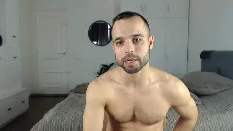 Snapshot of onebestlover chatting on October 16, 9:50 am onebestlover online show from October 16, 9:50 am