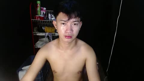 Wyn Will serve you and be your slave online show from November 18, 6:00 pm