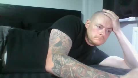 oneguycam online show from September 24, 12:58 pm