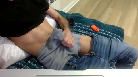 onehitwonder21 online show from February 25, 1:06 am