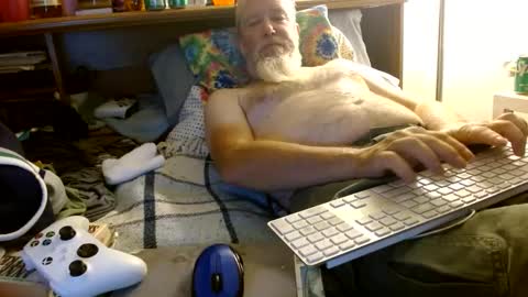 Snapshot of onemattu chatting on September 17, 7:31 am Mattu online show from September 17, 7:31 am