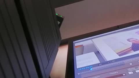 Snapshot of onenouan chatting on November 1, 8:07 am onenouan online show from November 1, 8:07 am