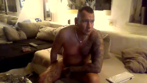 .....mICha..... online show from January 31, 12:39 am
