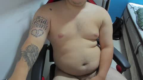 Snapshot of onewhiteboichub chatting on October 3, 2:22 pm Andres INDEPENDENT MODEL online show from October 3, 2:22 pm