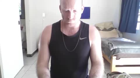 For me to know online show from February 3, 7:57 am