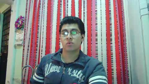 oomaurooo online show from December 20, 5:47 am