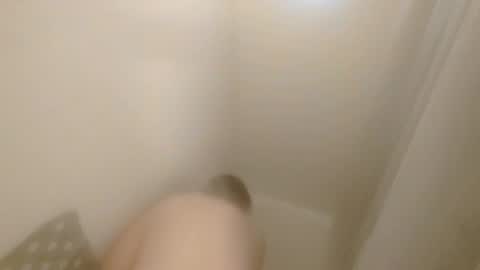 Snapshot of opalockajoe chatting on December 16, 2:15 am TsJojo online show from December 16, 2:15 am