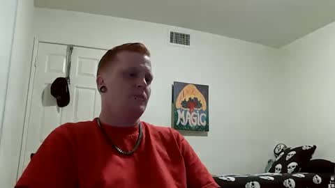 opie42o online show from September 19, 8:04 am