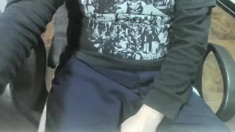 Snapshot of ore_cam chatting on October 26, 2:13 am Ore online show from October 26, 2:13 am