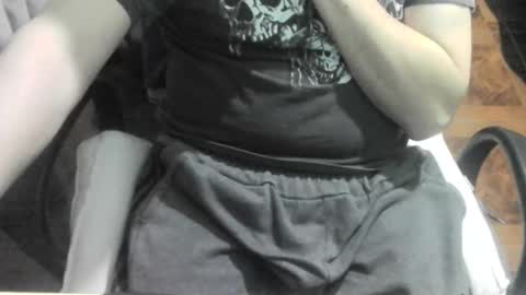 Snapshot of ore_cam chatting on October 18, 3:11 am Ore online show from October 18, 3:11 am