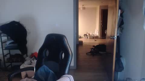 The Oregon Lumberjack online show from April 21, 3:23 am