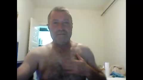 orhansakar12 online show from May 8, 7:03 pm