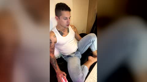 Orienzo online show from March 2, 4:23 am